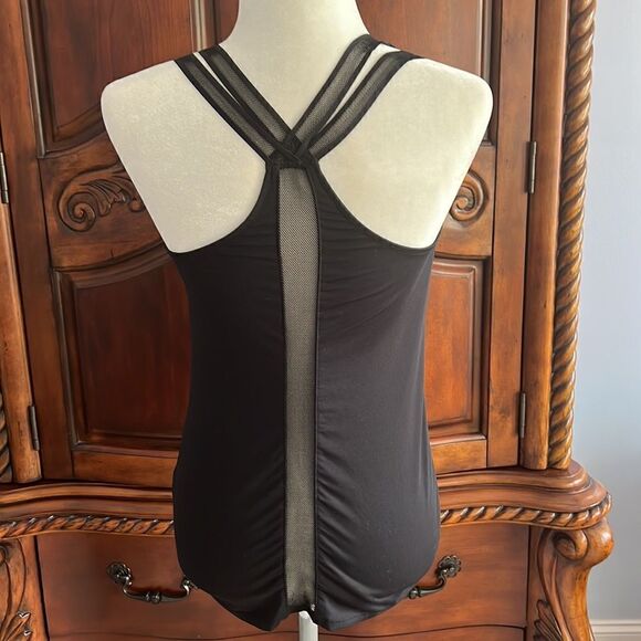 Fabletics black athletic tank top- size XS - Picture 3 of 5